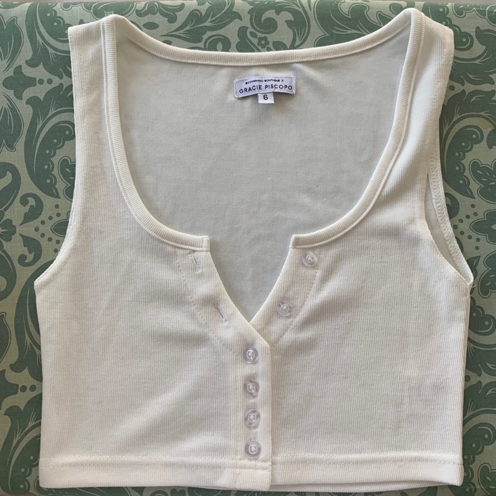 White button down cropped tank.